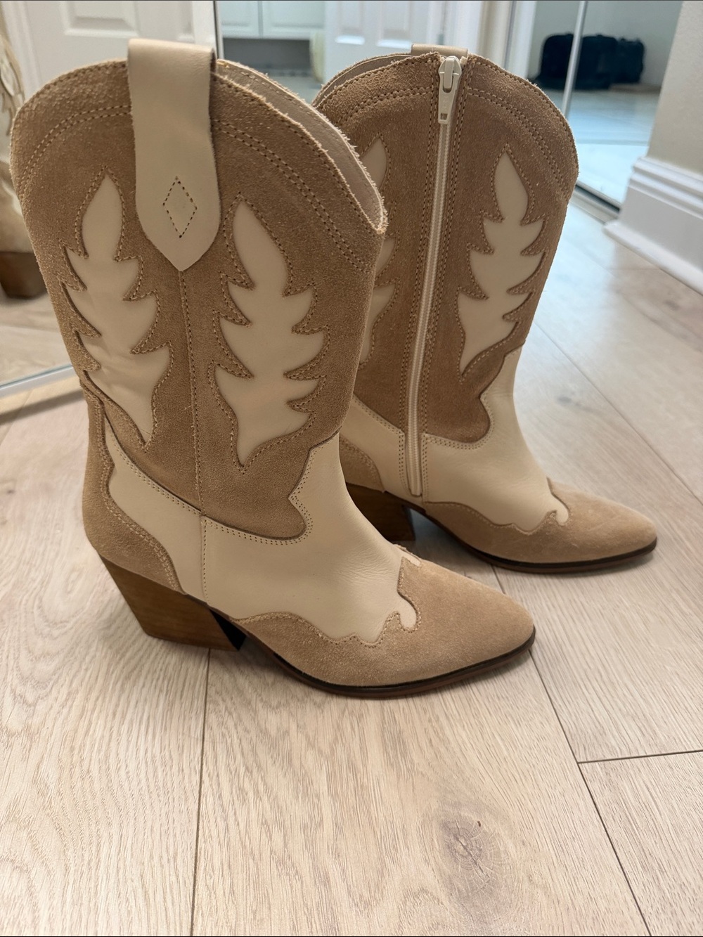 Vince Camuto boots